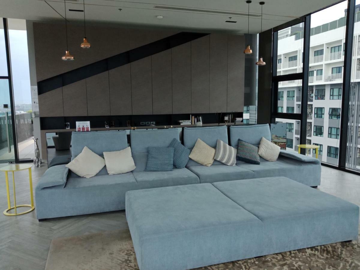 פאטאיה Llx Apartments At The Base Condo מראה חיצוני תמונה